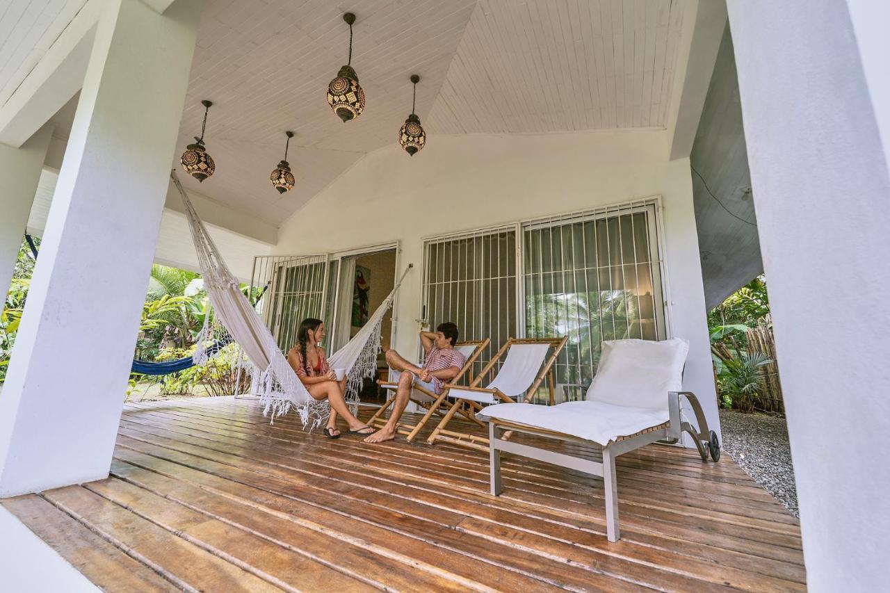 Pineapple House Manzanillo Villa Exterior photo