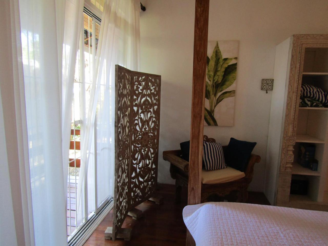 Pineapple House Manzanillo Villa Exterior photo