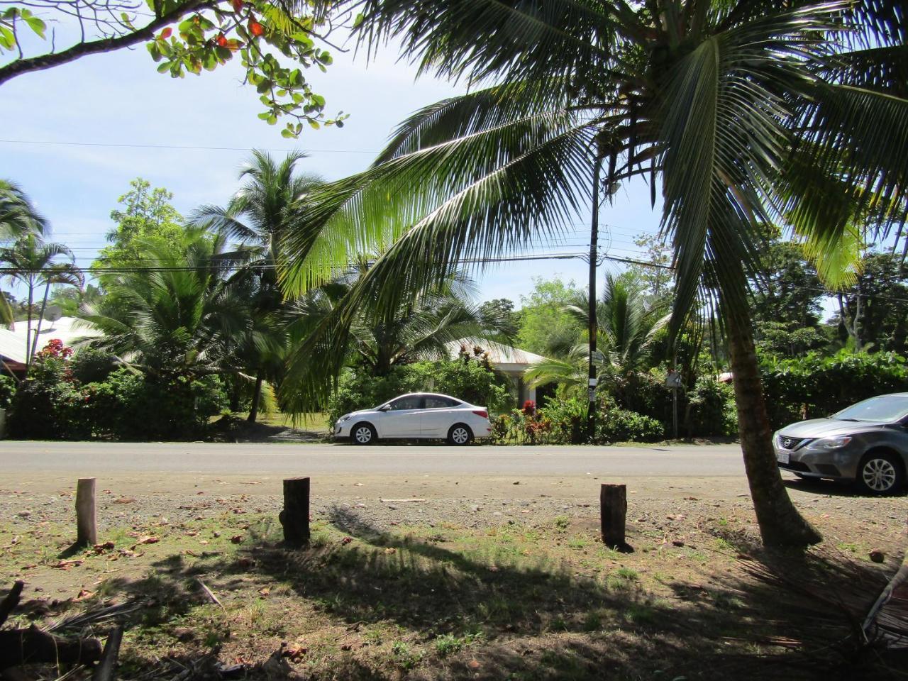 Pineapple House Manzanillo Villa Exterior photo